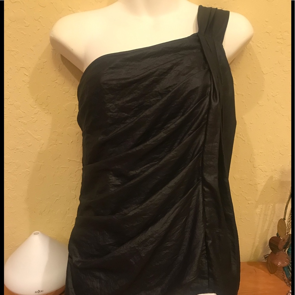 BCBG one shoulder top